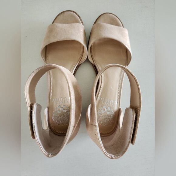 Vince Camuto Sandals - Picture 6 of 12